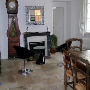 Apartment Le Marais 3 Bedrooms, Paris
